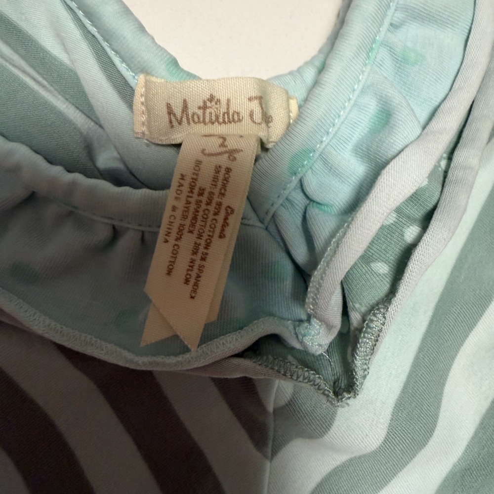 Lot of 7 Matilda Jane clothing. 4 dresses, 2 tops, 1 pants. Size 2 & 18-24 mths - Picture 3 of 16